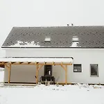 Prazdninovy Dum *